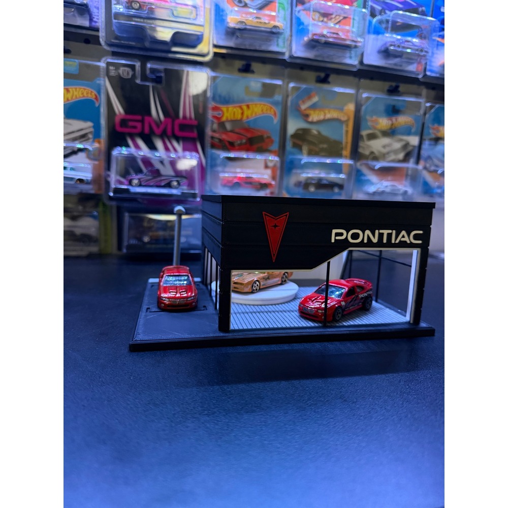 Pontiac diorama